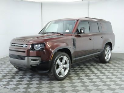 New 2025 Land Rover Defender 130 X-Dynamic SE