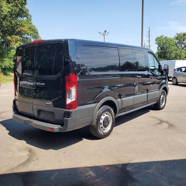 Used 2018 Ford Transit 150 130 Low Roof RWD image 6