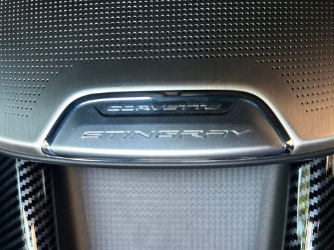 Used 2024 Chevrolet Corvette Stingray Preferred Cpe w/ Z51 Performance Package RWD image 27