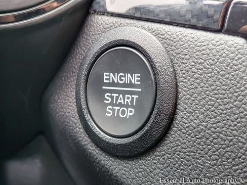 Used 2025 Ford Escape ST-Line AWD/4WD image 18