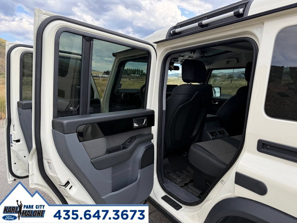 Used 2024 INEOS Grenadier Station Wagon AWD/4WD image 21