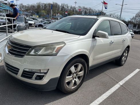 Used 2014 Chevrolet Traverse LTZ image 1
