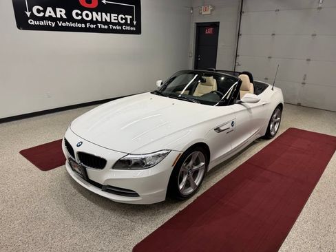 Used 2016 BMW Z4 sDrive28i RWD image 4