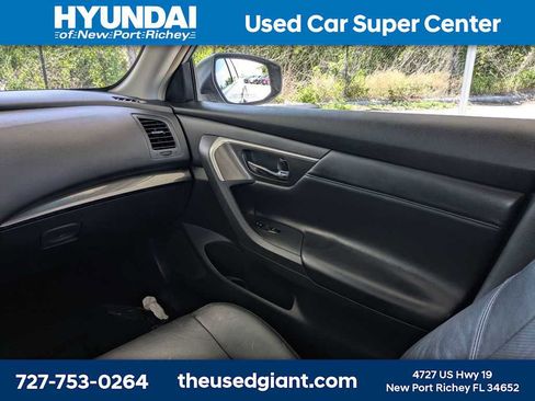 Used 2013 Nissan Altima 2.5 SL FWD image 19