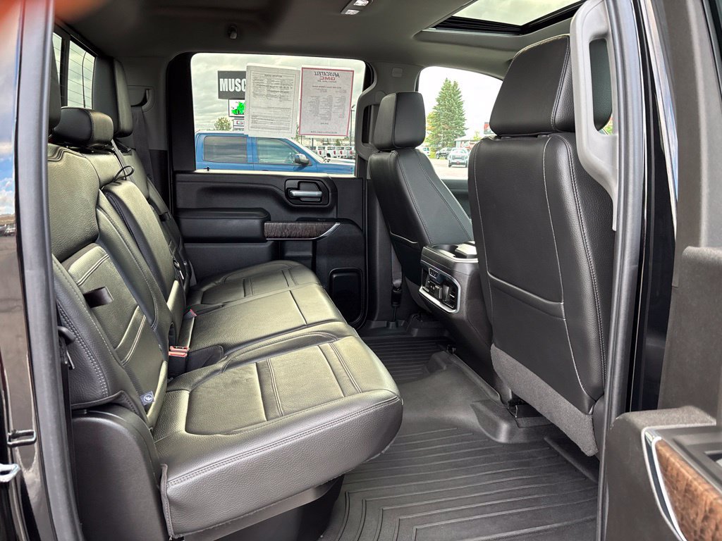 Used 2022 GMC Sierra 2500 Denali w/ Denali Ultimate Package AWD/4WD image 30