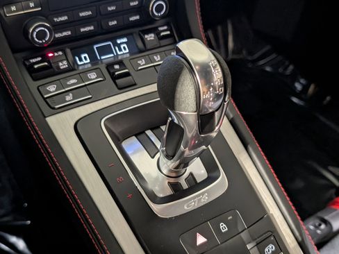 Certified 2023 Porsche 718 Cayman GT4 RWD image 44