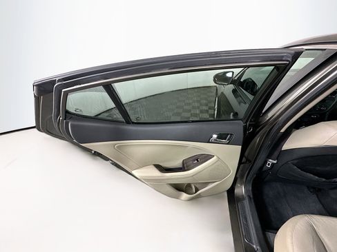 Used 2012 Kia Optima EX image 25