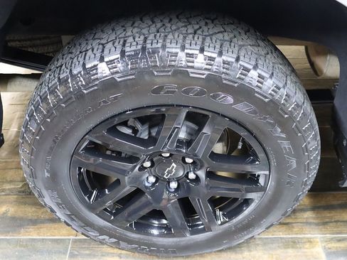Used 2024 Chevrolet Silverado 1500 RST image 32