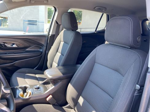 Used 2024 GMC Terrain SLE image 26