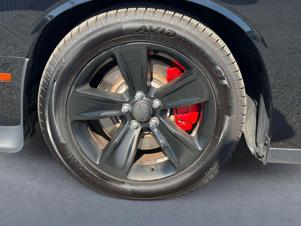 Used 2023 Dodge Challenger R/T w/ Blacktop Package RWD image 9