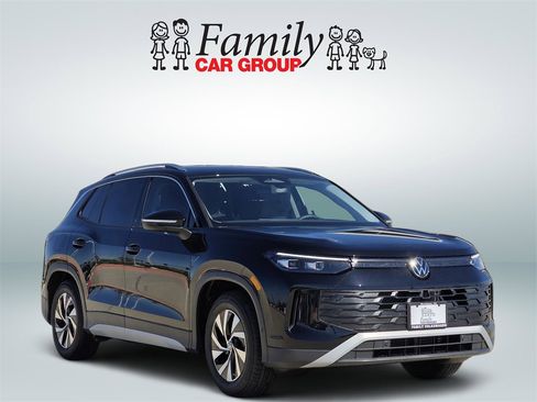 New 2026 Volkswagen Tiguan S image 2