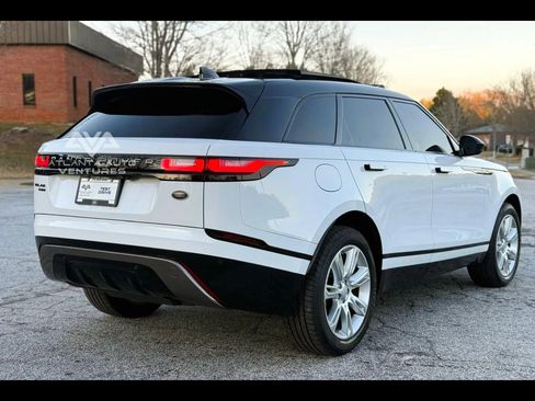 Used 2020 Land Rover Range Rover Velar R-Dynamic S image 17