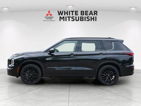 Used 2025 Mitsubishi Outlander SEL Black Edition AWD/4WD image 3