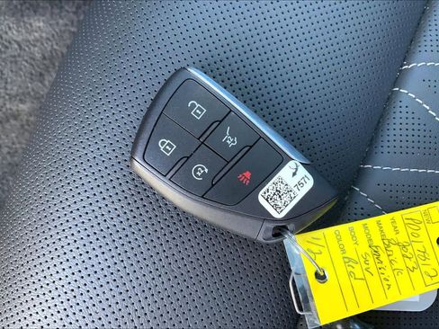 Used 2023 Buick Envision Avenir image 15