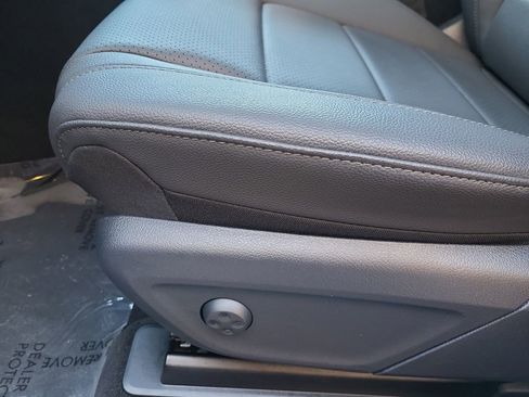 Certified 2025 Mercedes-Benz GLE 350 GLE 350 image 24