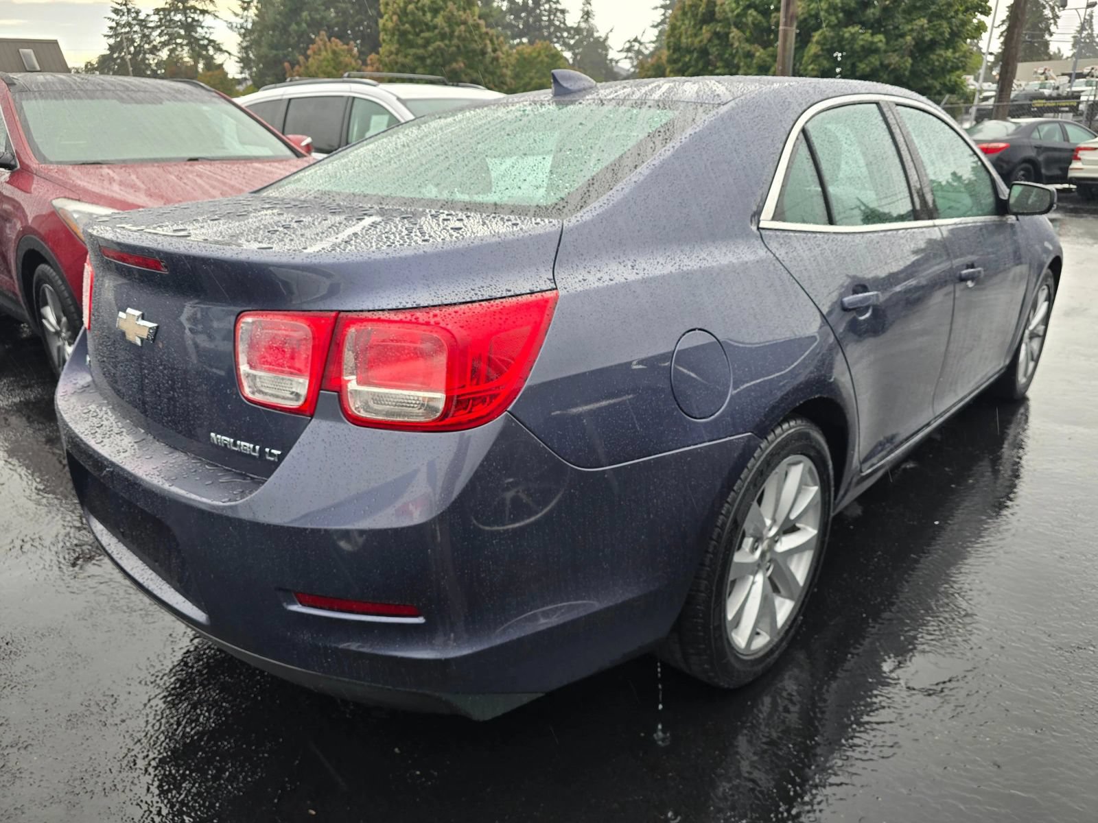 Used 2015 Chevrolet Malibu LT FWD image 4