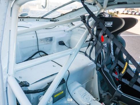 Used 1992 Porsche 911 GT3 RS image 28