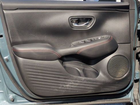 Used 2024 Honda HR-V Sport image 9