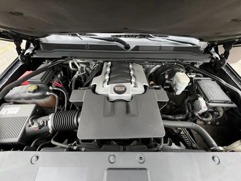 Used 2015 Cadillac Escalade ESV Premium AWD/4WD image 31