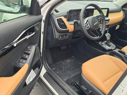 New 2026 Kia Seltos EX w/ EX Sunroof Package image 9