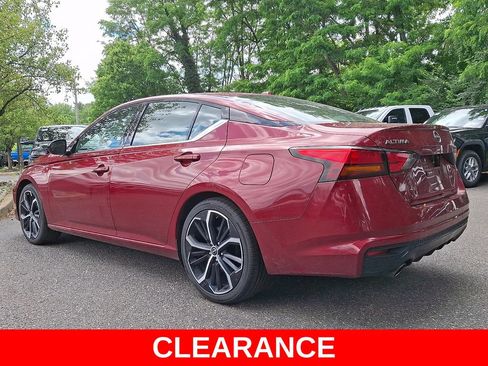Used 2024 Nissan Altima 2.5 SR FWD image 4