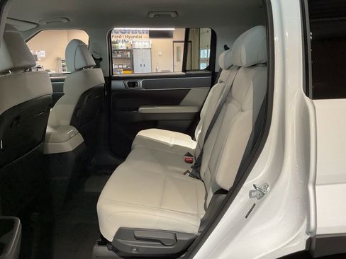 New 2026 Hyundai Santa Fe SE AWD/4WD image 18