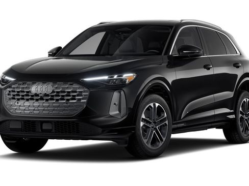 Certified 2026 Audi Q5 Premium Plus AWD/4WD image 1