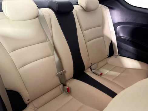 Used 2017 Honda Accord Touring image 35