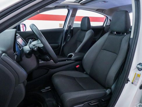 Used 2022 Honda HR-V EX image 10