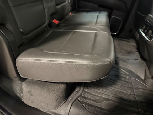 Used 2023 GMC Sierra 1500 SLT w/ SLT Premium Package AWD/4WD image 15