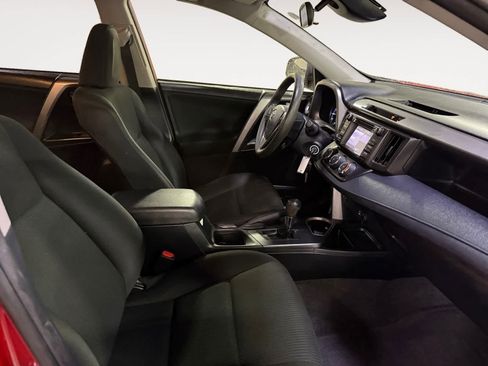 Used 2017 Toyota RAV4 LE FWD image 22