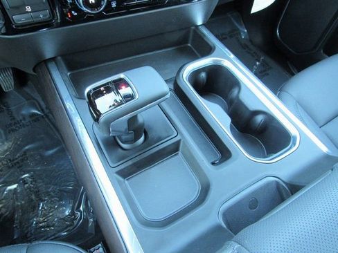 Used 2026 GMC Sierra 1500 SLT w/ SLT Premium Plus Package image 24