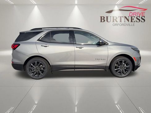 Certified 2023 Chevrolet Equinox RS w/ RS Leather Package AWD/4WD image 9