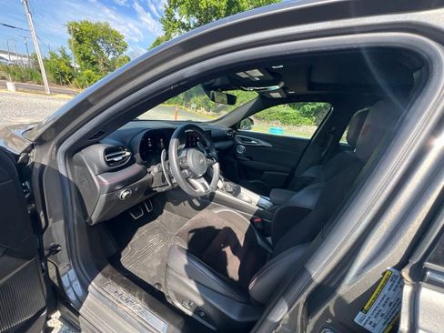 Used 2024 Dodge Hornet R/T Plus AWD/4WD image 10