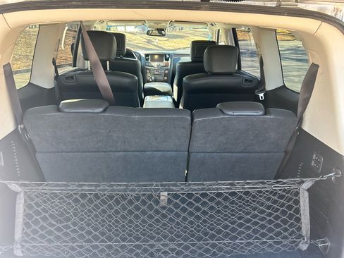 Used 2017 INFINITI QX80 4WD w/ Driver Assistance Package image 21