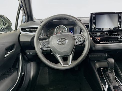 Used 2022 Toyota Corolla SE w/ SE Premium Package image 17