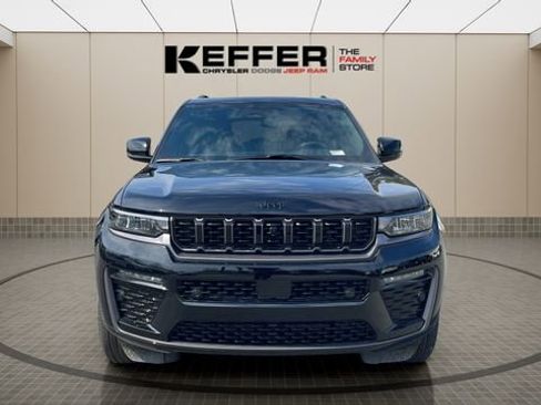 New 2026 Jeep Grand Cherokee Limited image 8