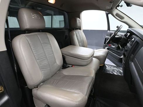 Used 2004 Dodge Ram 1500 Truck SLT w/ Sport Appearance Group image 40