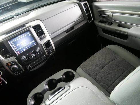 Used 2018 RAM 1500 Big Horn AWD/4WD image 11