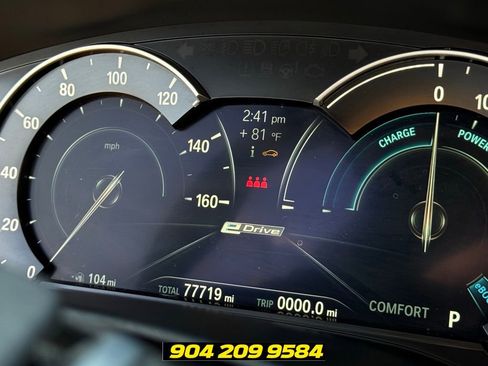 Used 2018 BMW 530e w/ Premium Package 2 RWD image 19