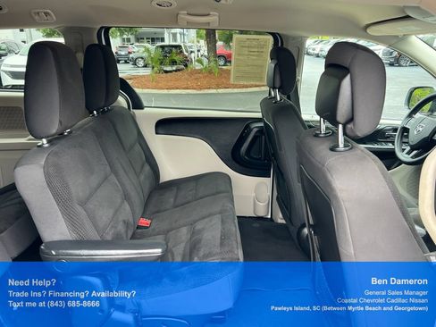 Used 2019 Dodge Grand Caravan SE FWD image 20