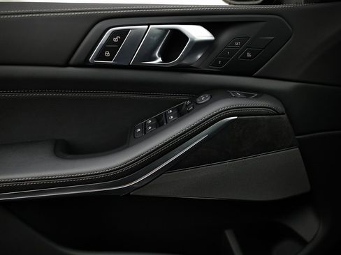 New 2026 BMW X5 xDrive40i w/ Climate Comfort Package image 14