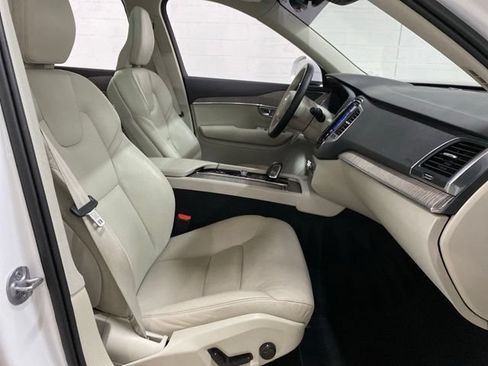 Used 2024 Volvo XC90 B6 Core AWD/4WD image 88