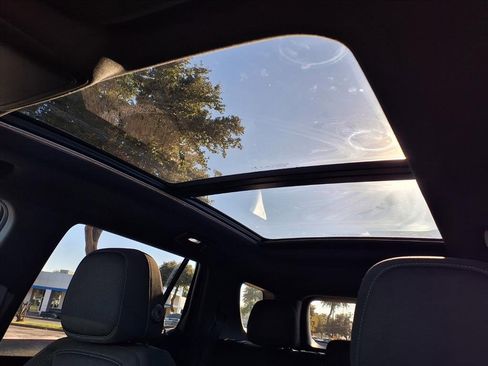 New 2026 Chevrolet Equinox LT image 9