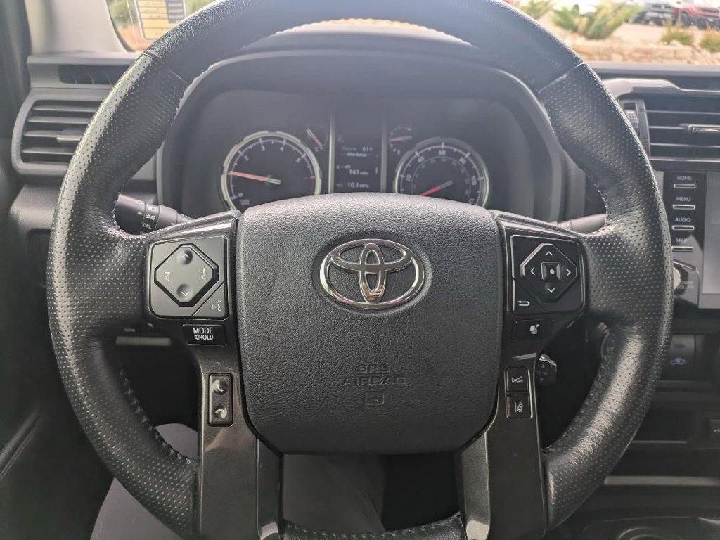 Used 2023 Toyota 4Runner TRD Off-Road Premium w/ Moonroof Package AWD/4WD image 25