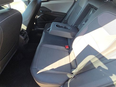 Used 2024 Volkswagen Taos SE image 20