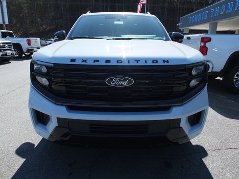 New 2026 Ford Expedition Max Platinum w/ Stealth Performance Package image 15