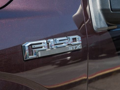 Used 2019 Ford F150 XL w/ Equipment Group 101A Mid AWD/4WD image 14