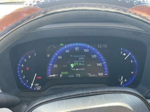 Used 2021 Toyota Corolla LE image 7