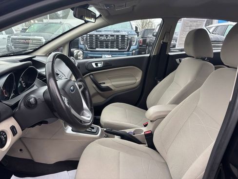 Used 2015 Ford Fiesta SE w/ Comfort Package image 14